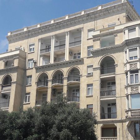 Neftiannikov Avenue Apartment Баку Екстериор снимка