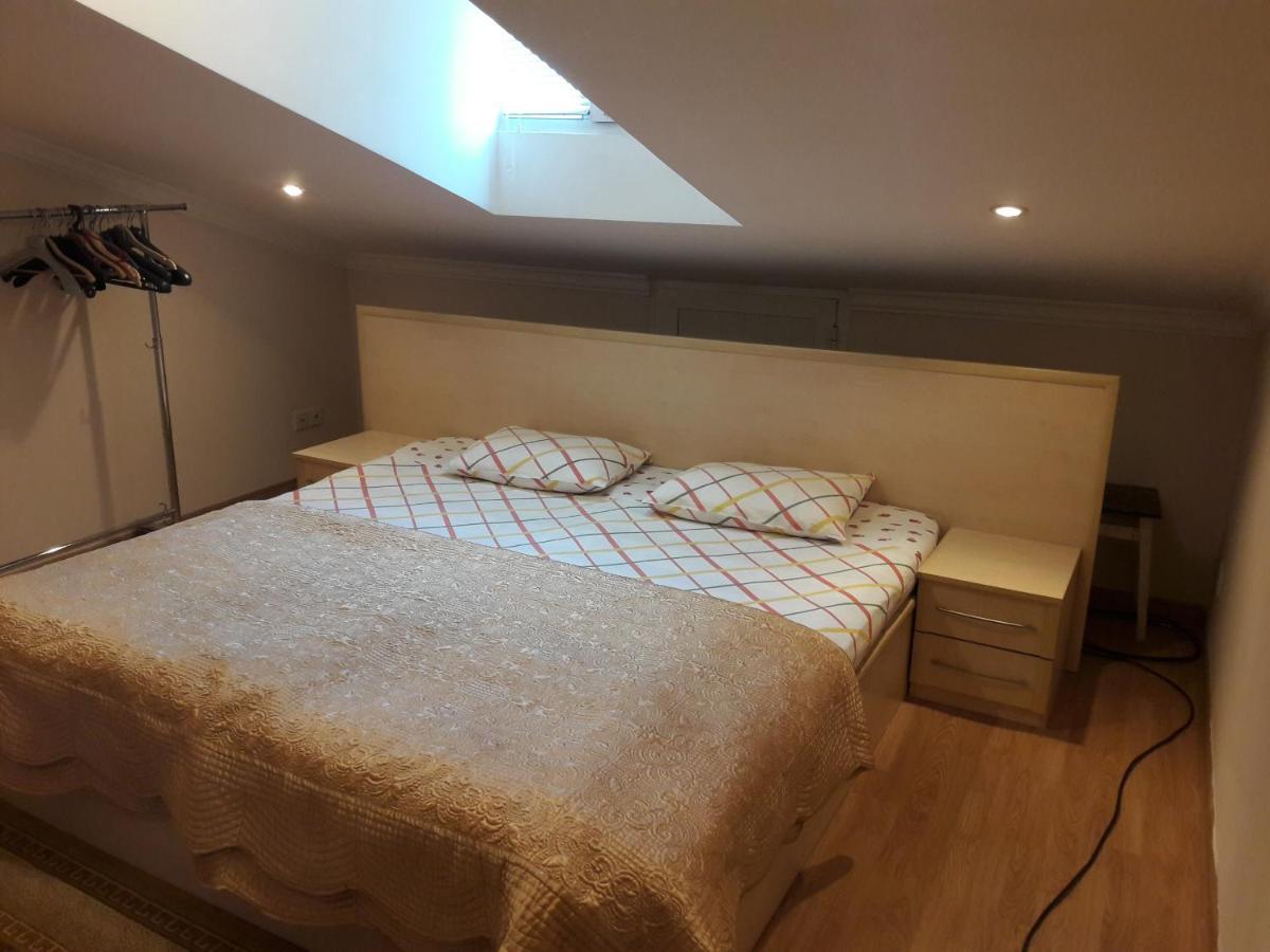 Neftiannikov Avenue Apartment Баку Екстериор снимка