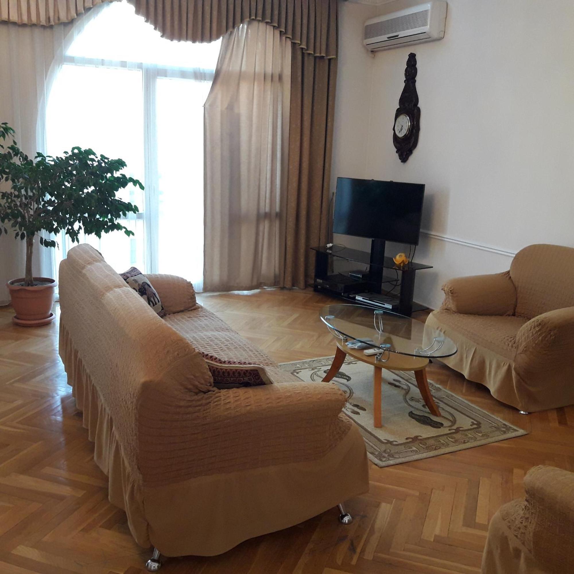 Neftiannikov Avenue Apartment Баку Екстериор снимка