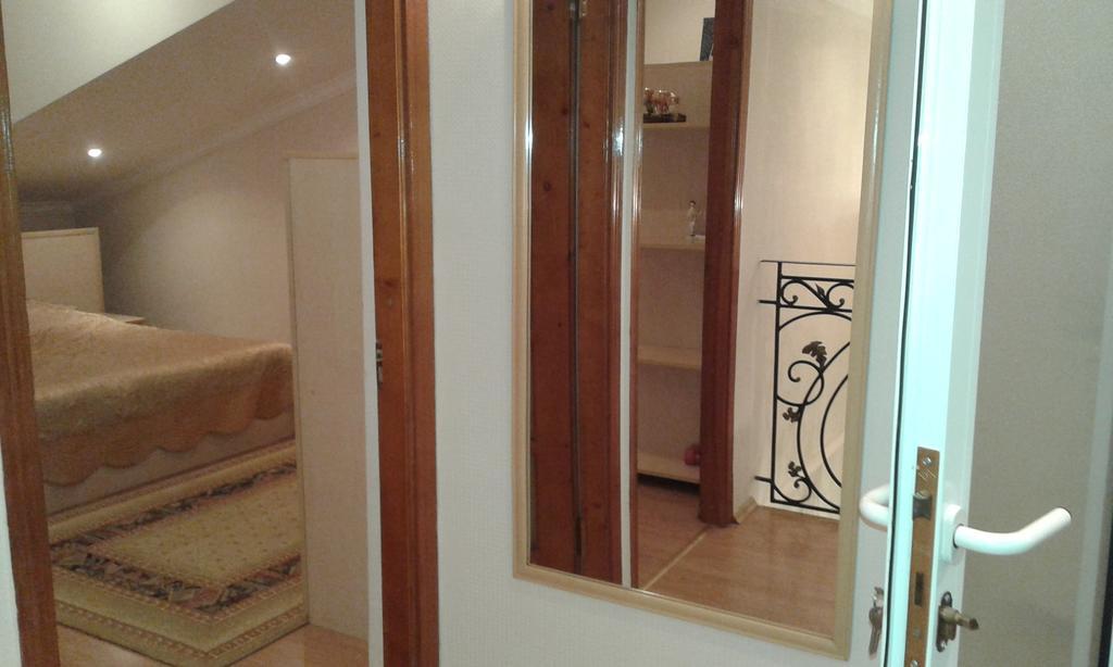 Neftiannikov Avenue Apartment Баку Екстериор снимка