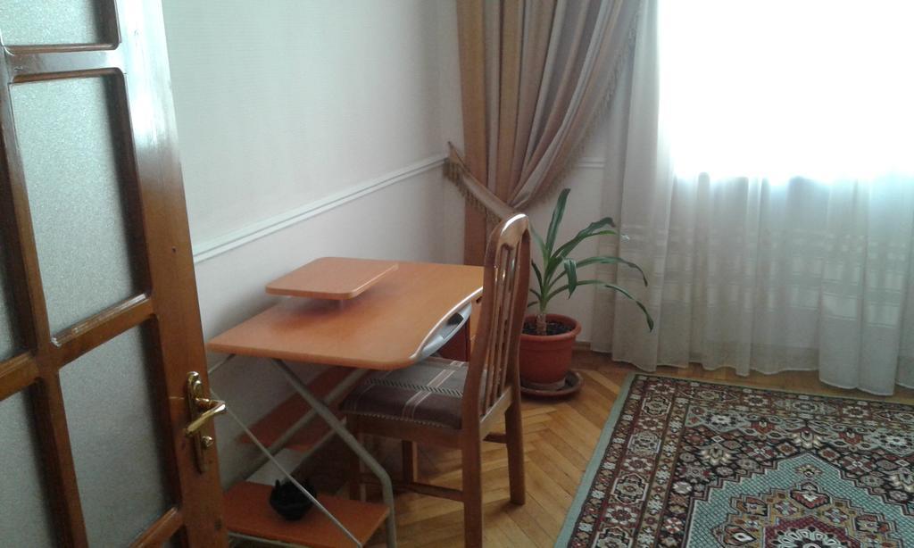 Neftiannikov Avenue Apartment Баку Екстериор снимка