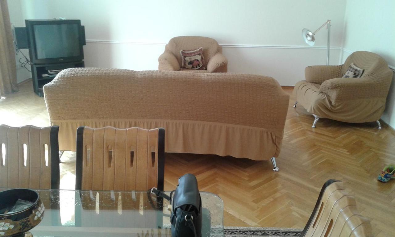 Neftiannikov Avenue Apartment Баку Екстериор снимка